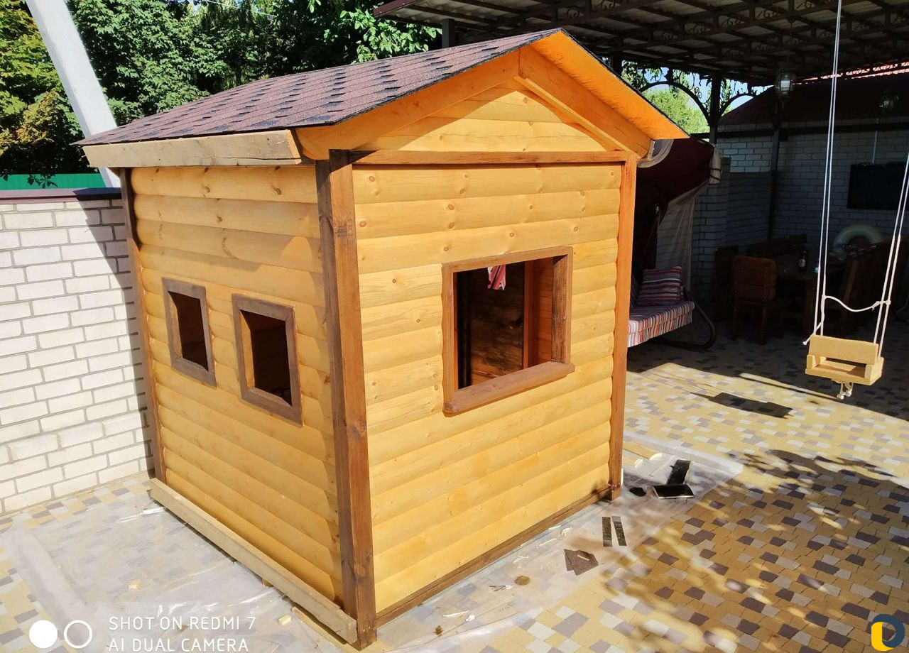 Детские игровые площадки, домики, беседки из дерев
