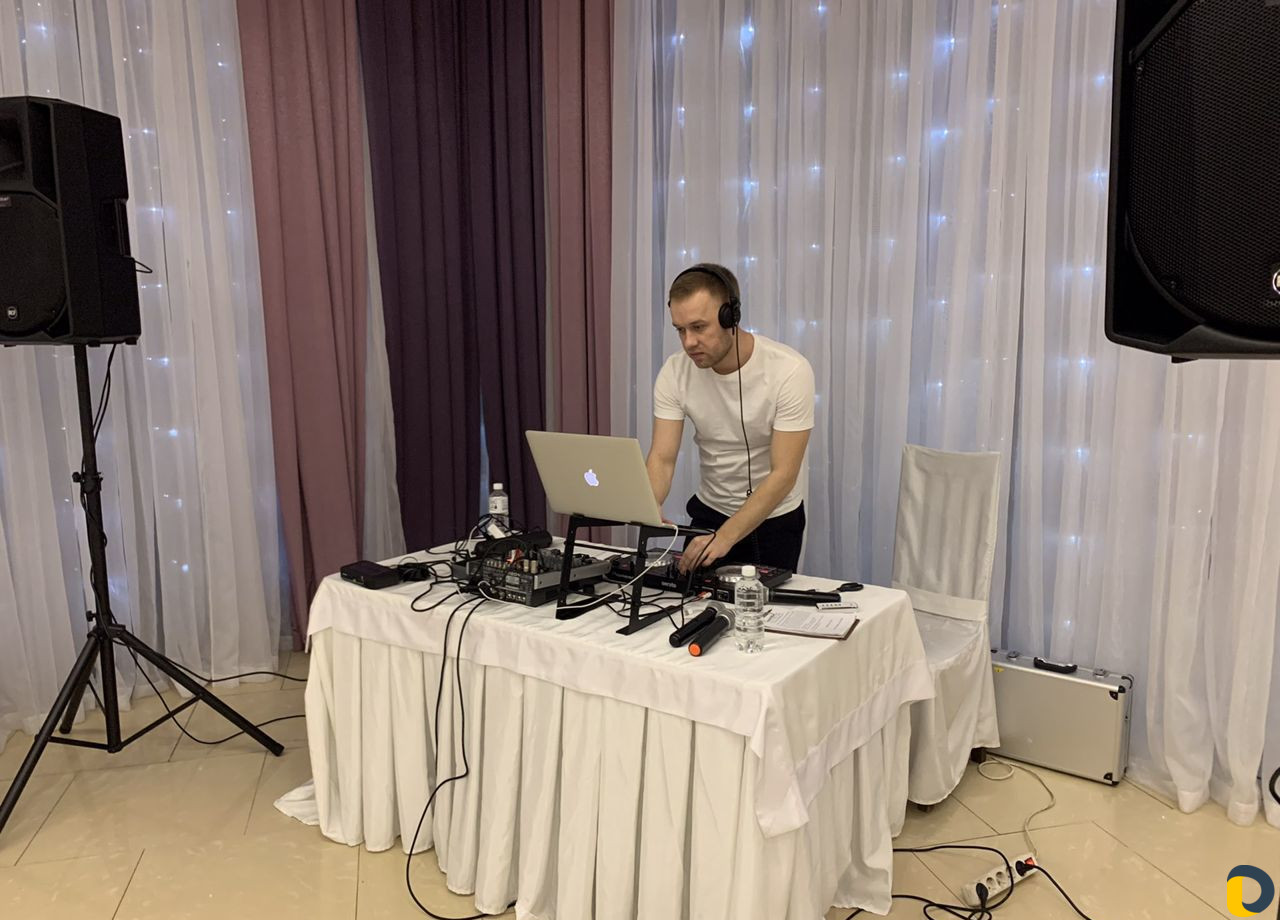 Диджей на свадьбу мероприятие dj