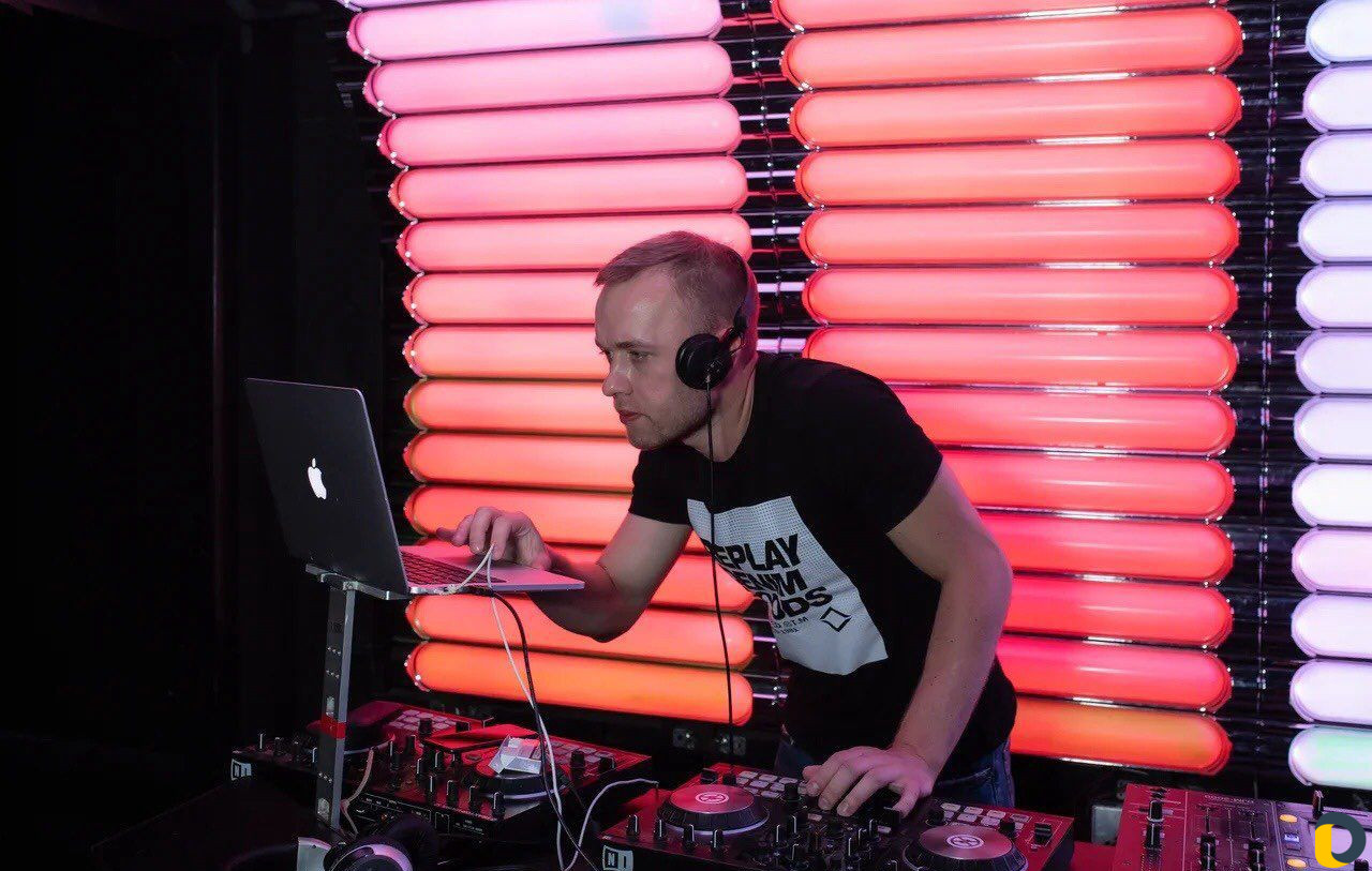Диджей на свадьбу мероприятие dj