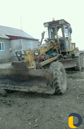 Дорожные работы и планировка автогрейдер д з 180