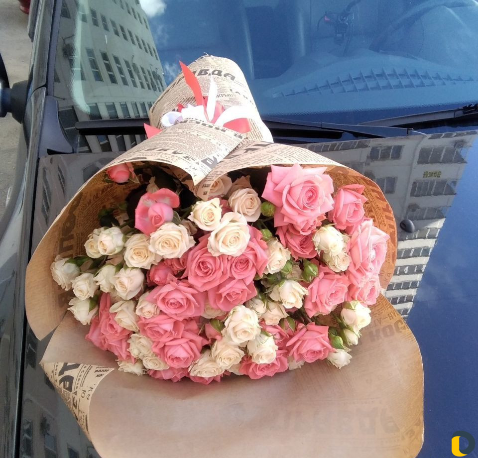 Доставка цветов букетов