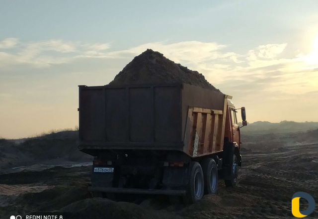 Доставка песка щебня грунта