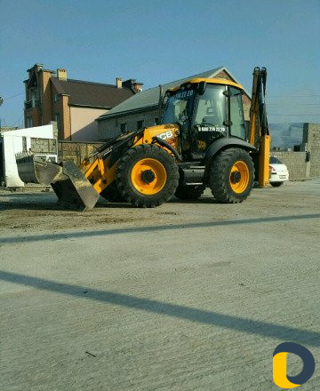 Экскаватор погрузчик