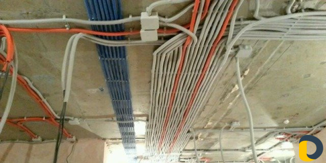 Электрик с высшим образованием