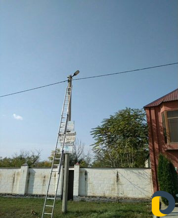 Электрик установка фонарей на опоре электоро перед