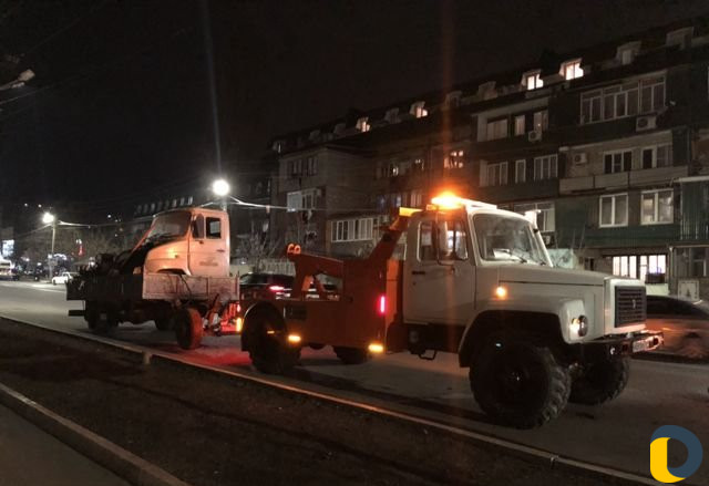 Эвакуатор грузовой 10тонн 24 часа