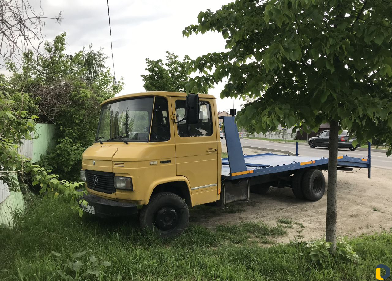 Эвакуатор мерседес