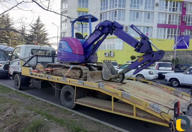 Эвакуатор, услуги перевозки авто и спецтехники