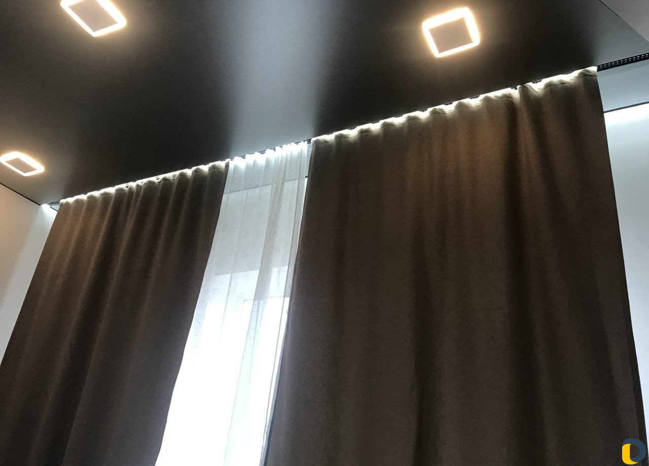 Фабрика натяжные потолки-линии световые-подсветки