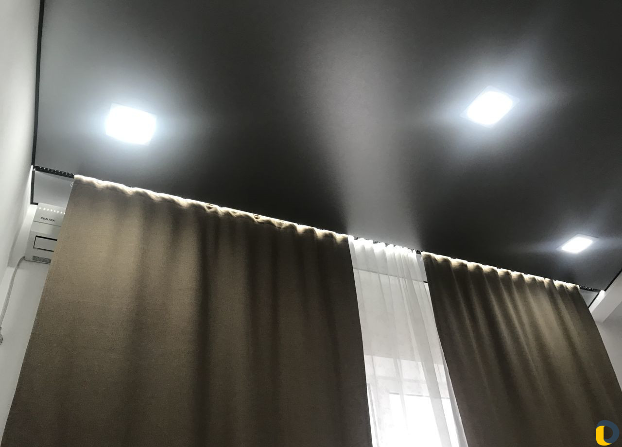 Фабрика натяжные потолки-линии световые-подсветки