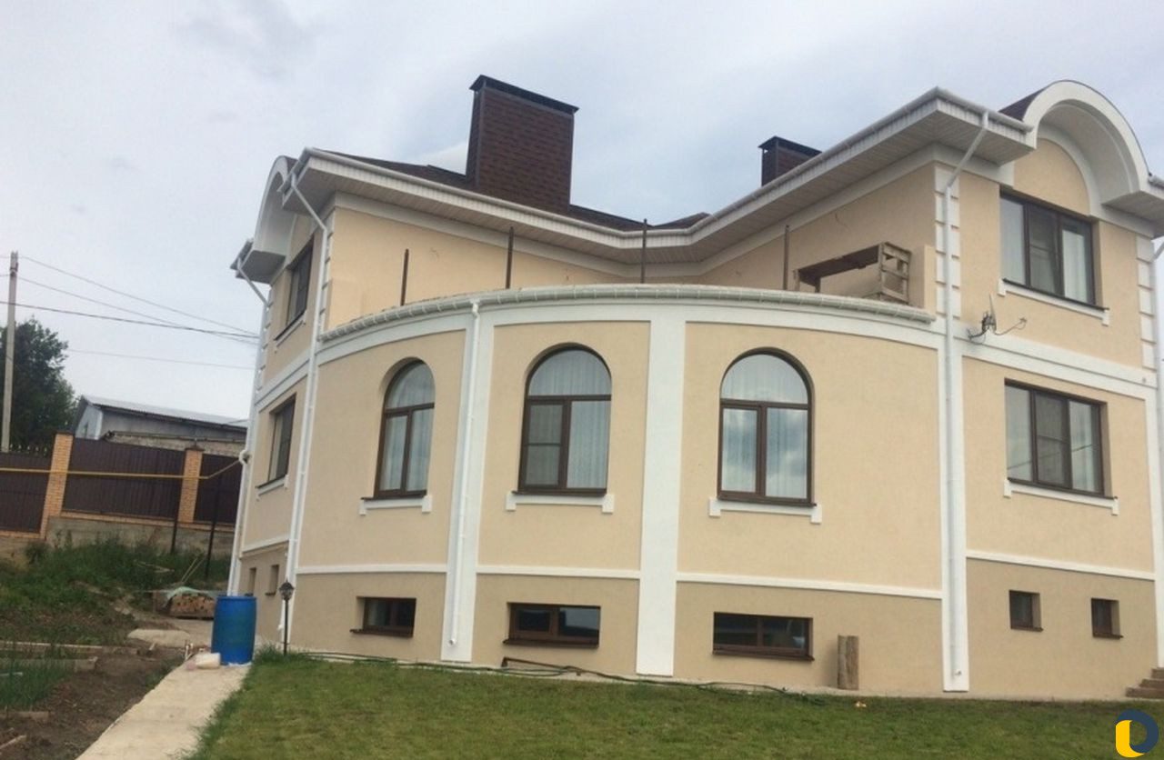 Фасадные работы и ремонт квартир в Крымске