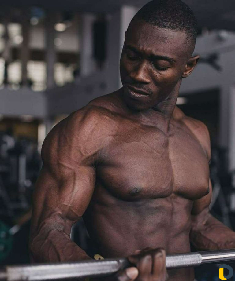 Фитнес тренер