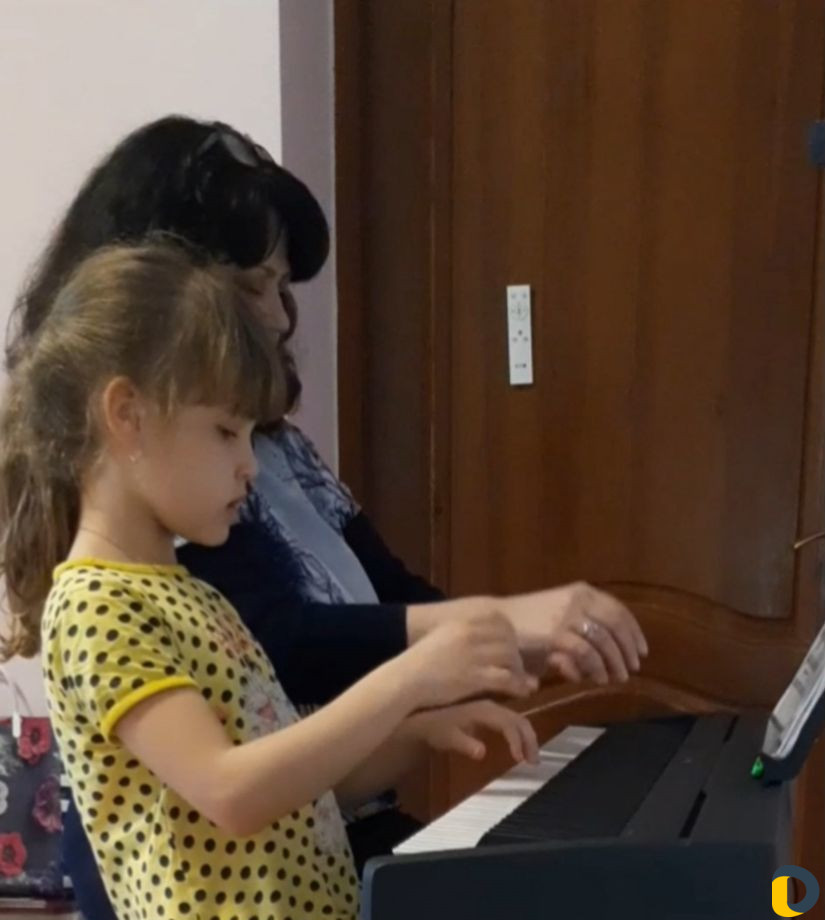 Фортепиано/Синтезатор/Сольфеджио/Выезд на дом