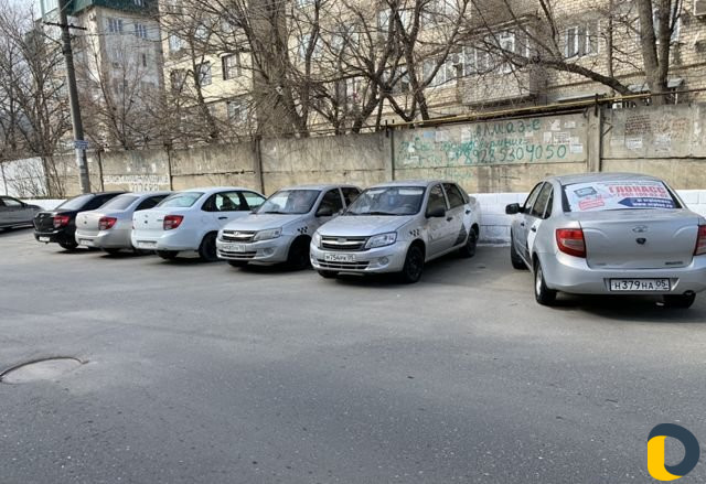 Гранты в аренду от таксопарка AhaMa