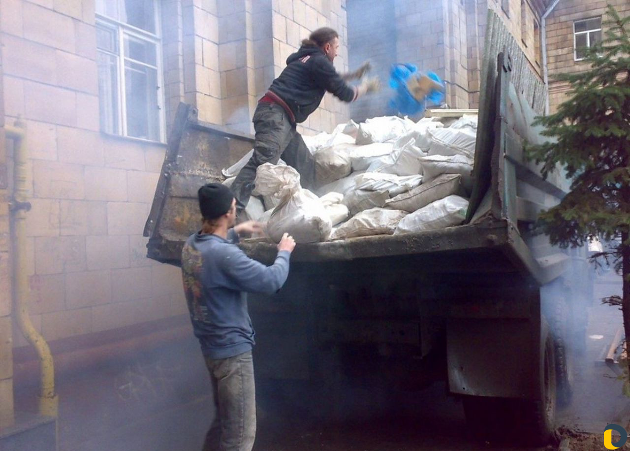Грузчики грузоперевозки