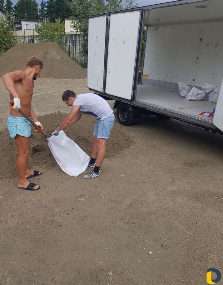 Грузоперевозки