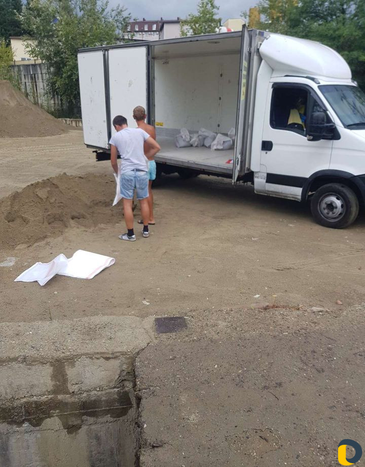 Грузоперевозки