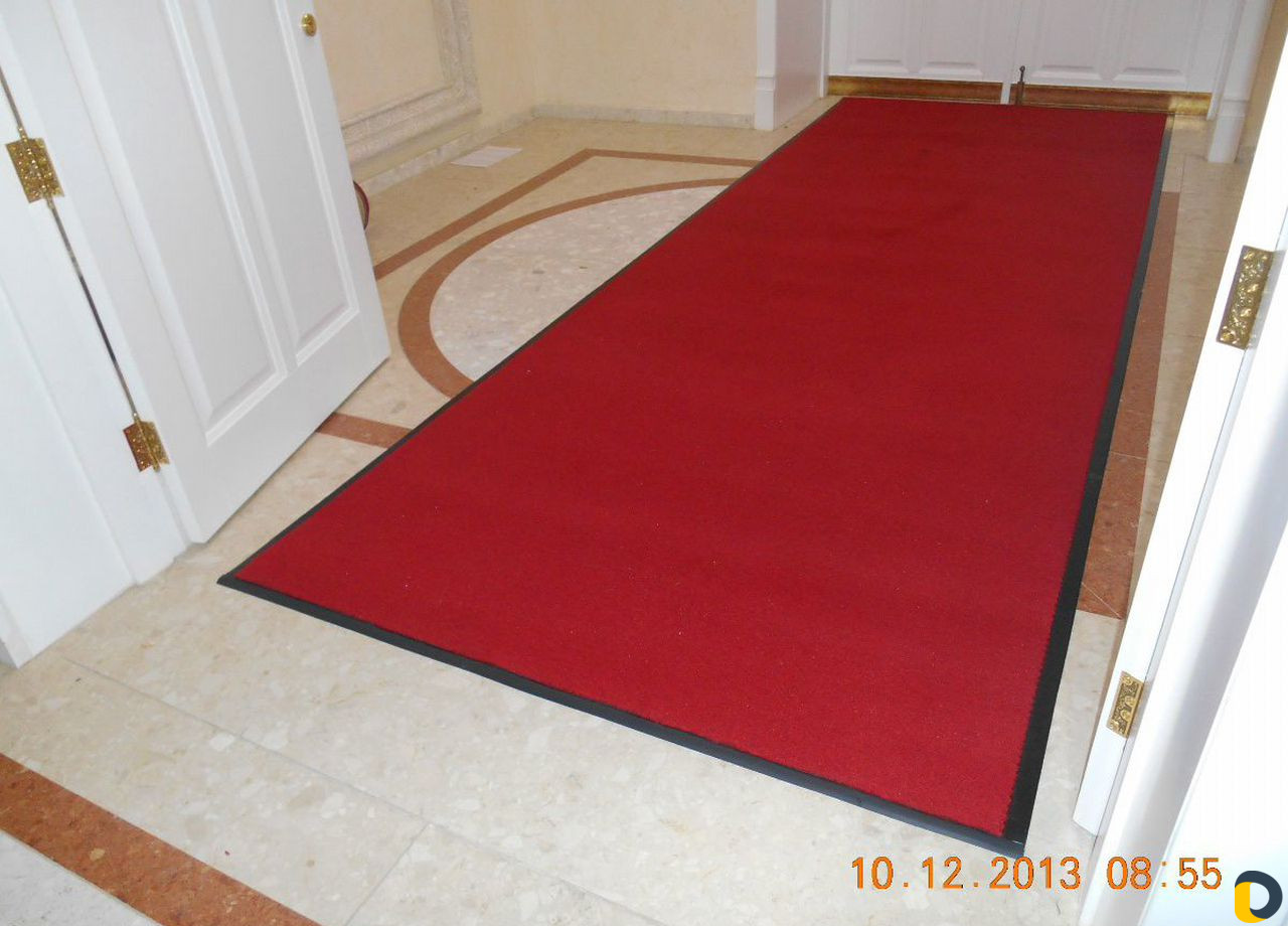 Грязезащита, коврики, покрытия противскольжения