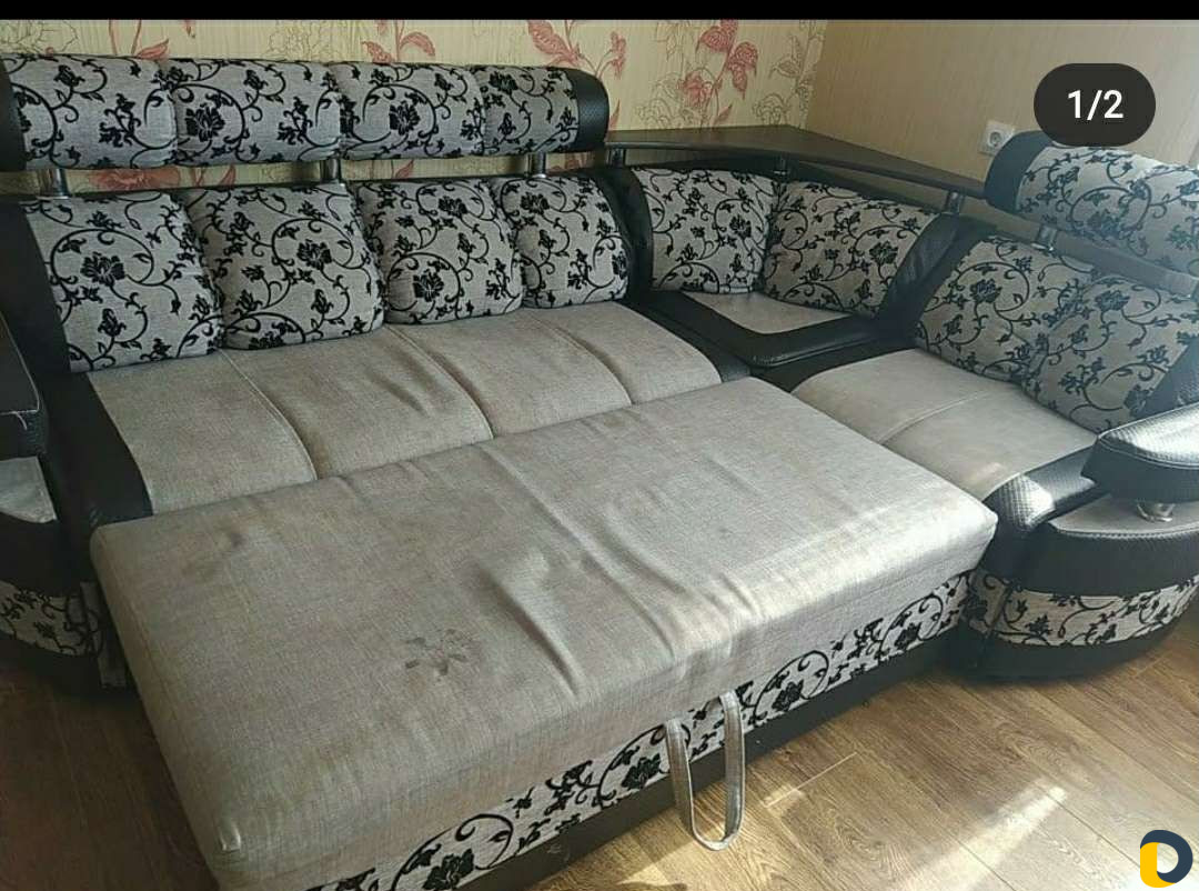 Химчистка диванов на дому