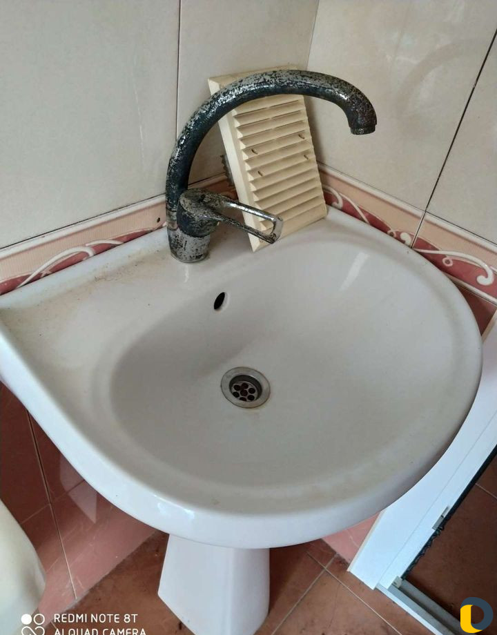 Химчистка мебели, уборка
