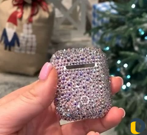 Инкрустация кристалами Swarovski