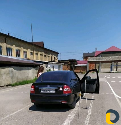 Инструктор по вождению