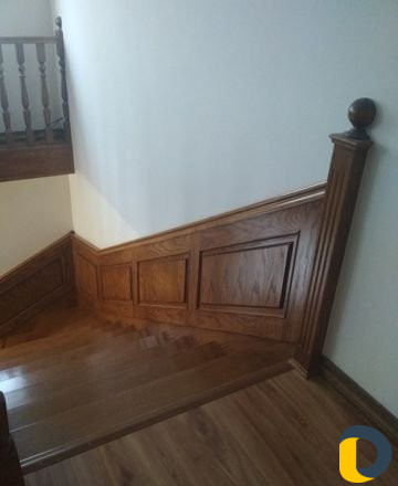 Изготовление и установка лестниц разных пород дере