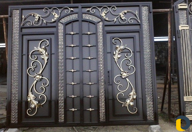 Изготовление кованых и простых ворот