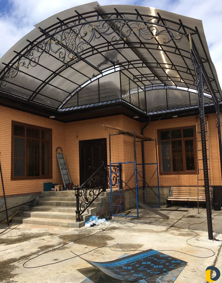 Изготовление навесов из поликарбоната и перил