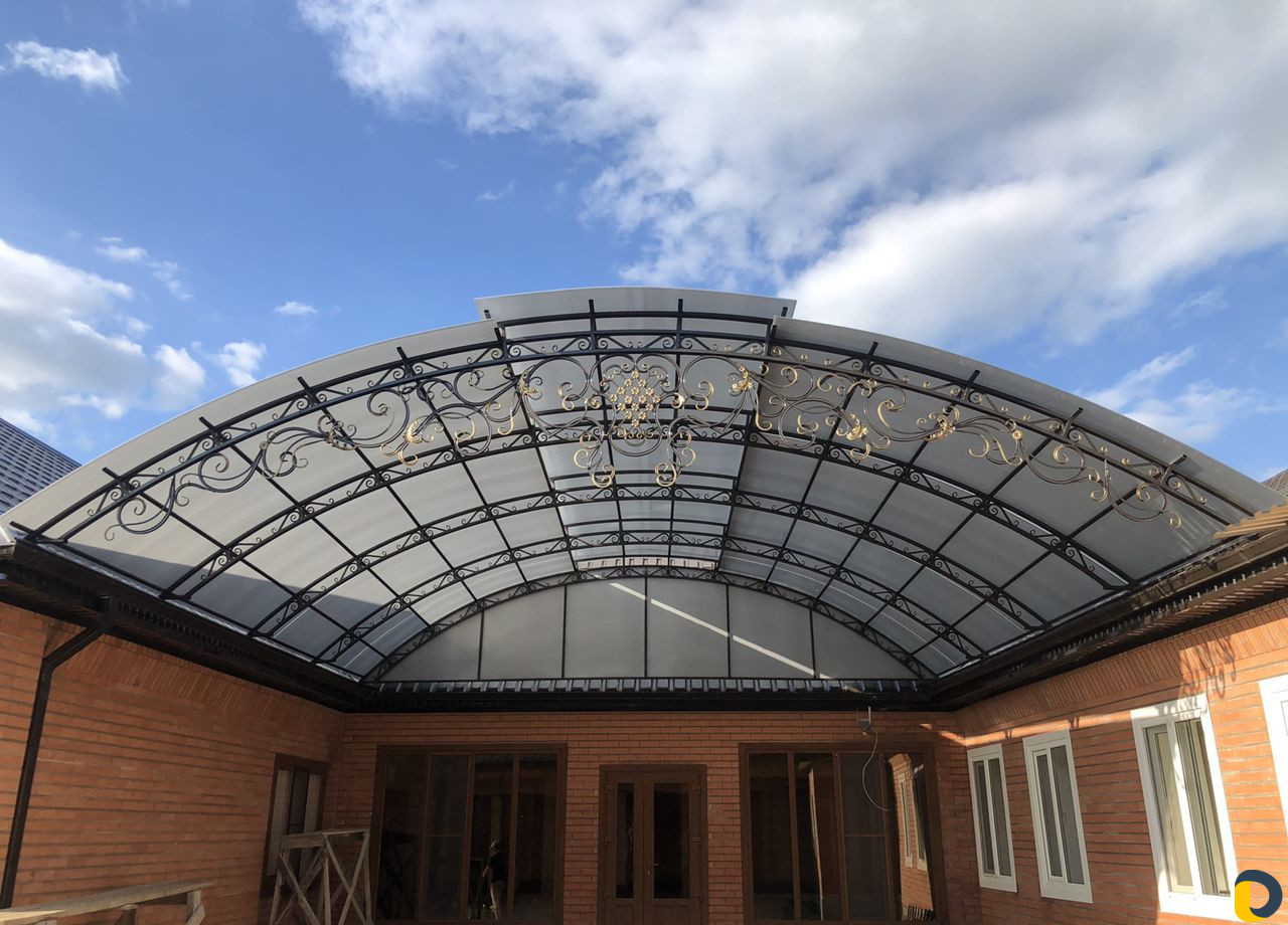 Изготовление навесов из поликарбоната и перил