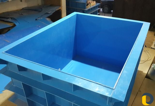Изготовление пластиковых емкостей (баки для воды)