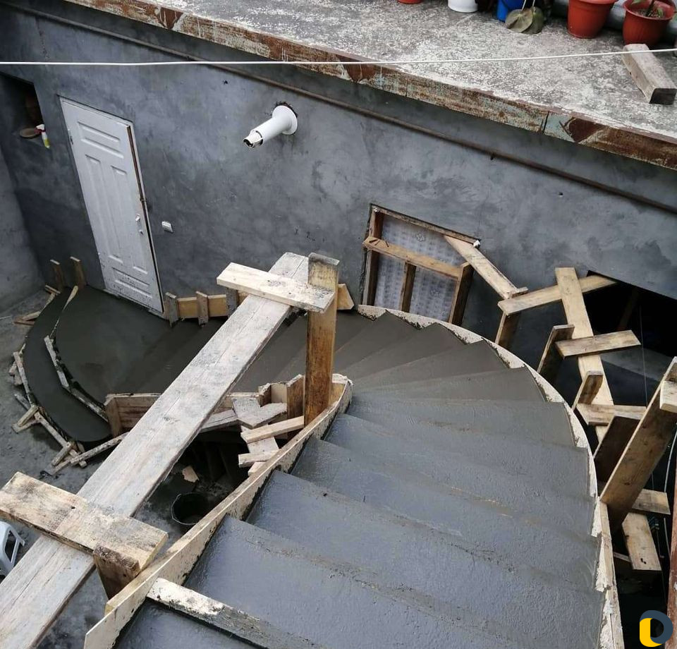 Изготовление ж-бетонных лестниц и арок любой сложн