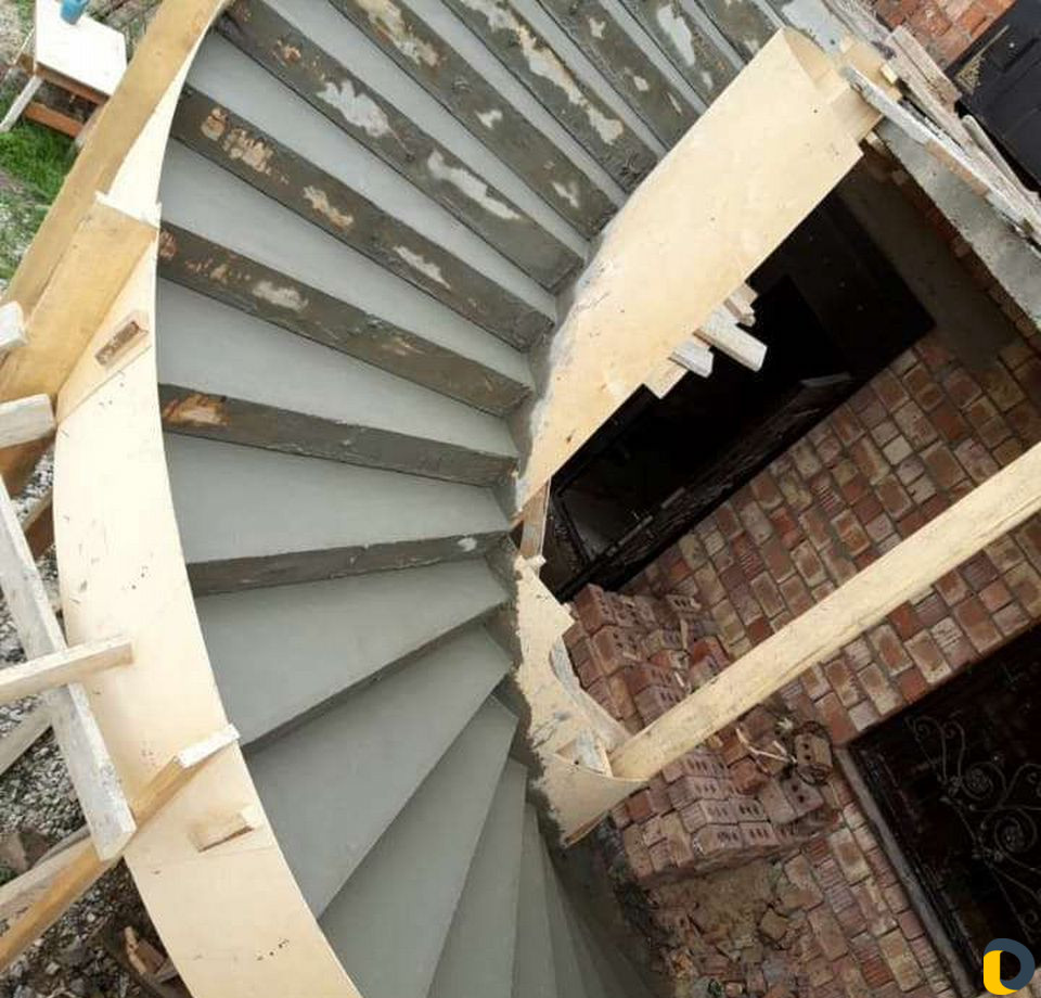 Изготовление ж-бетонных лестниц и арок любой сложн