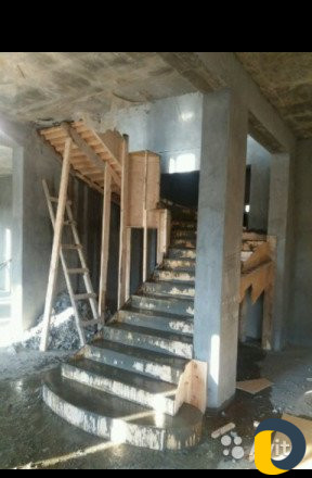 Изготовление ж-бетонных лестниц и арок любой сложн