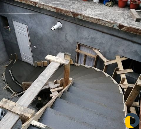 Изготовление ж-бетонных лестниц и арок любой сложн