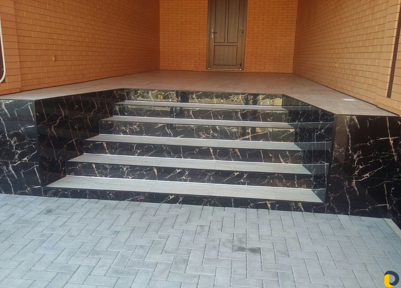 Кафельщик плиточник