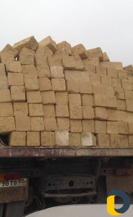 Камень песок