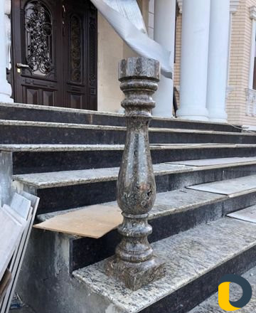 Камень