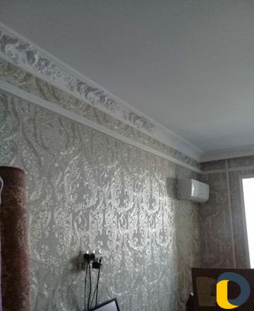 Карниз.шпаклевка.обои.ломинад