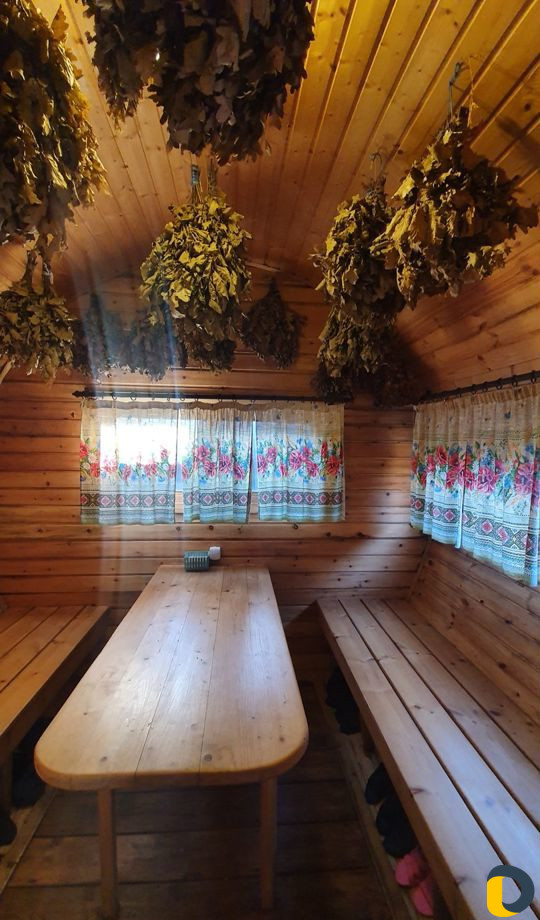 Кедровая баня на дровах с купелью и зоной отдыха