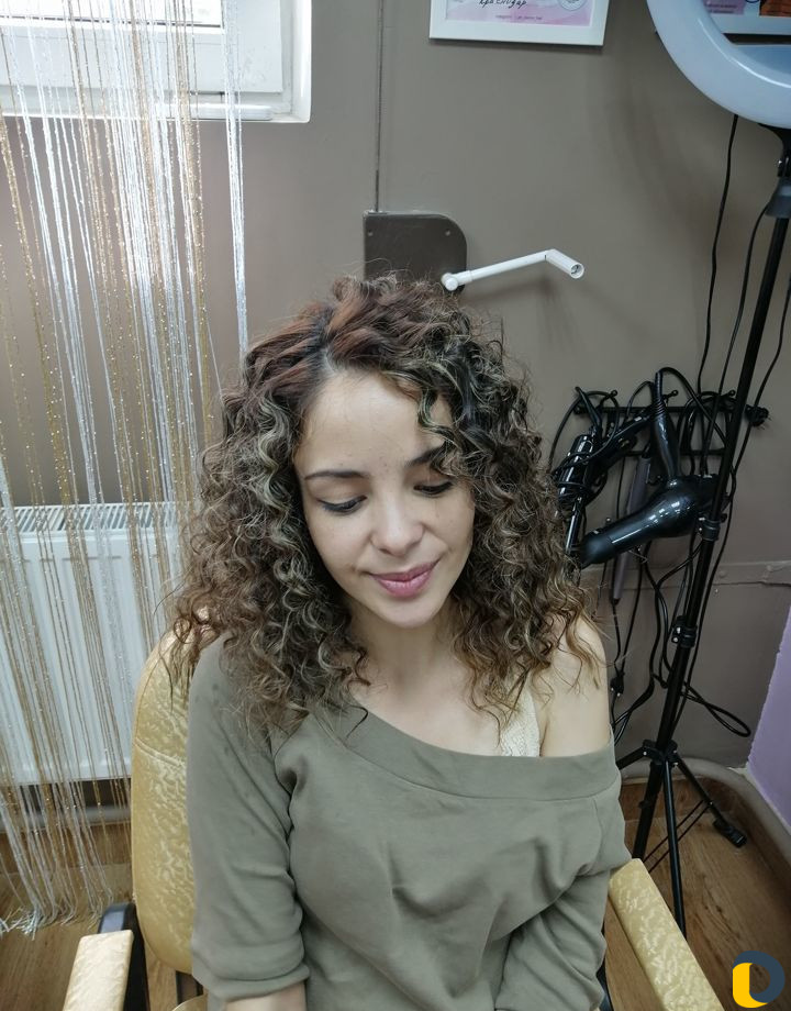 Кератиновое выпрямление, Наращивание волос