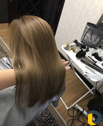 Кератиновое выпрямление волос