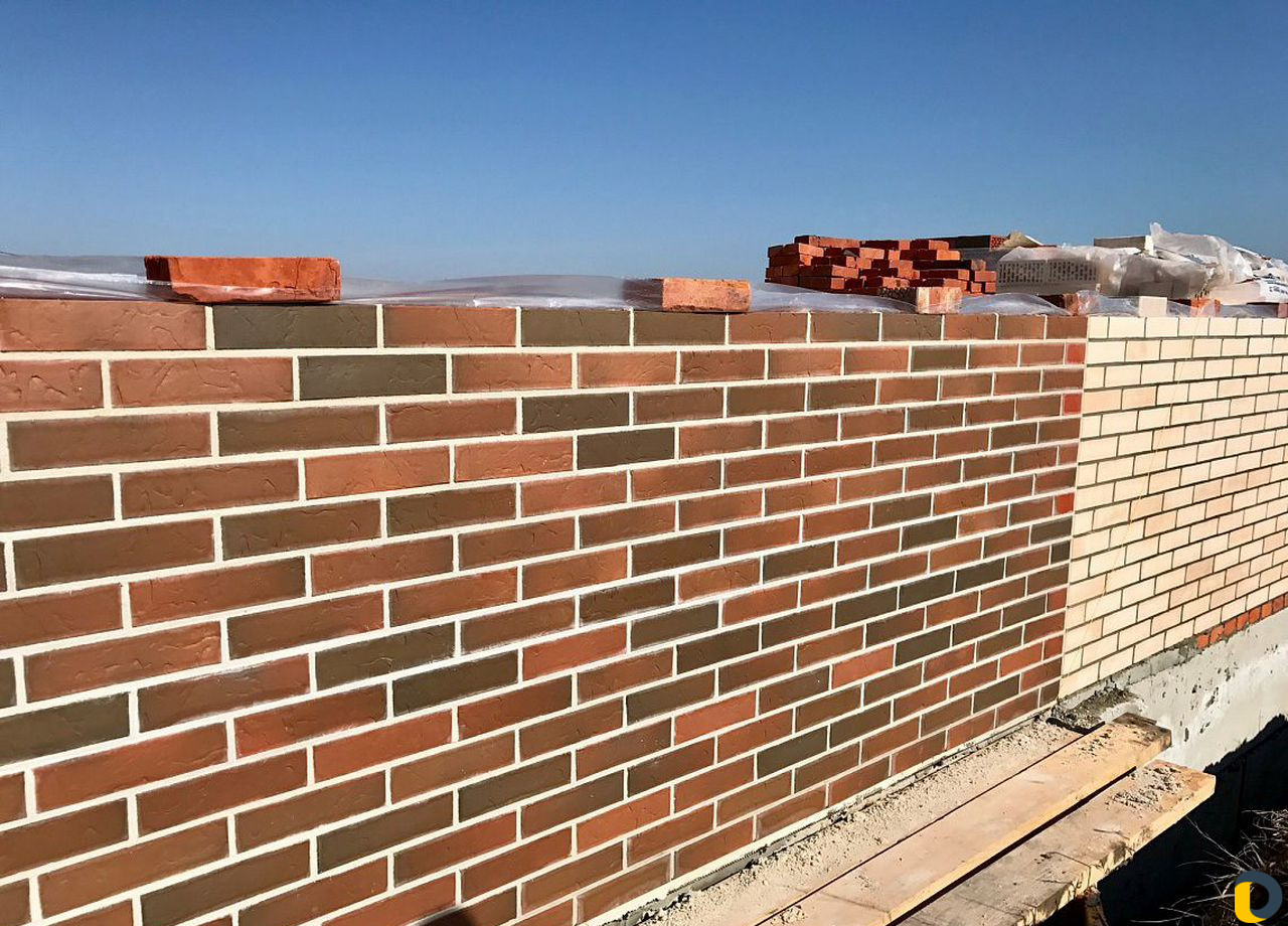 Кладка газоблока+кирпич+фундамент+монолит