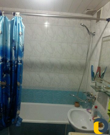 Кладка кафеля и установка сантехники