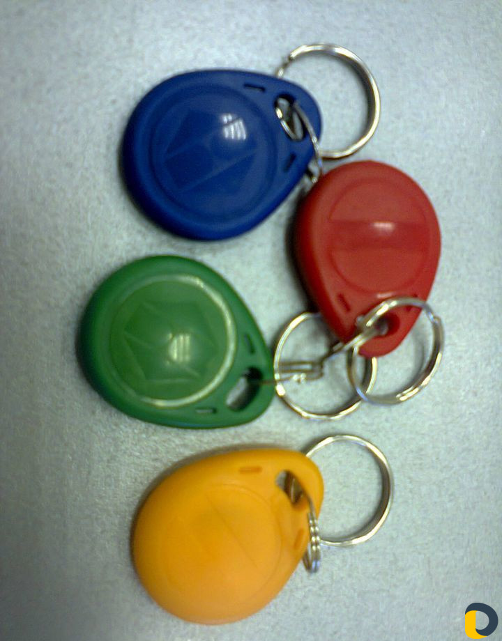 Ключ-магнит для домофона