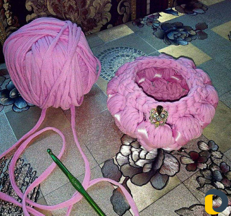 Корзинки, тапочки, пасха, шкатулка,подставки,сумка