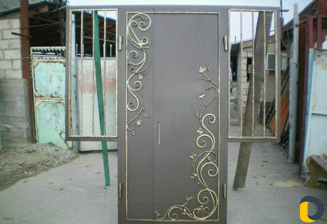 Кованные двери