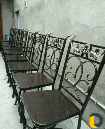Кованные стулья и столы