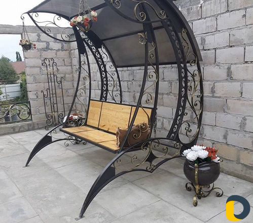 Кованые качели