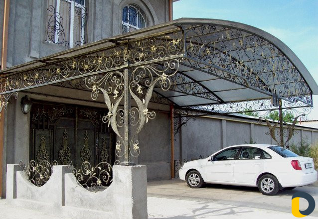 Кованые навесы и козырьки